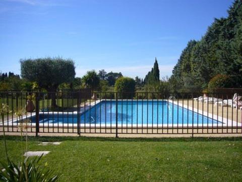 Les Cigales Bed and Breakfast Saint-Andiol Εξωτερικό φωτογραφία