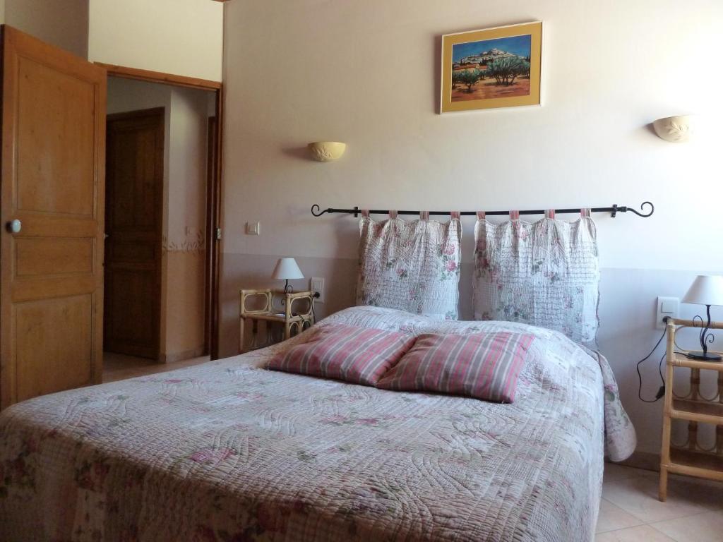 Les Cigales Bed and Breakfast Saint-Andiol Εξωτερικό φωτογραφία